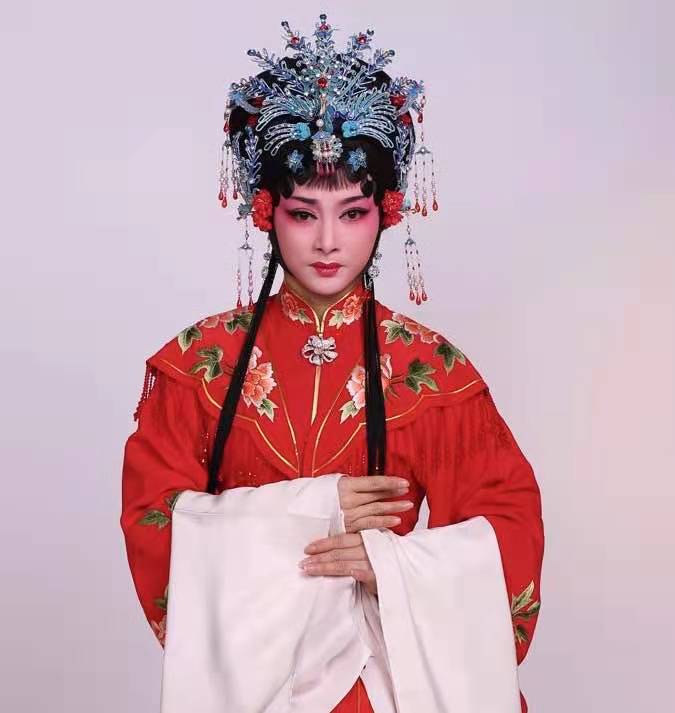吴素英 老师